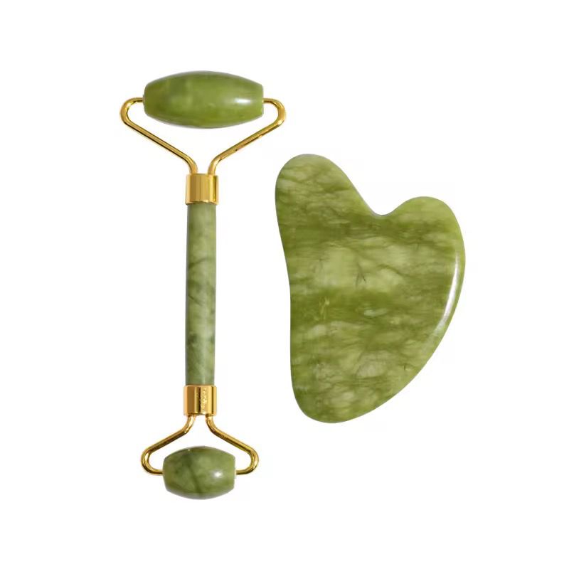Premium Jade Roller – Natural Facial Massager